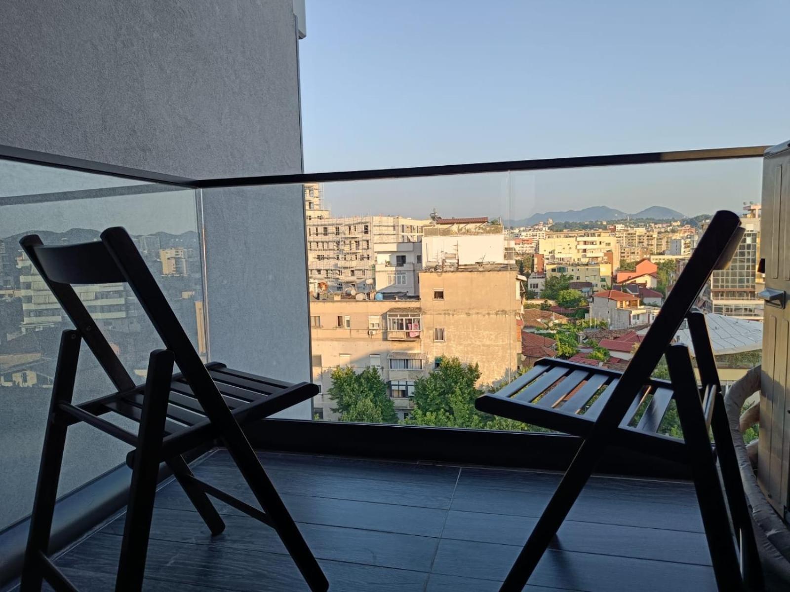 Tirana Cityscape Esterno foto
